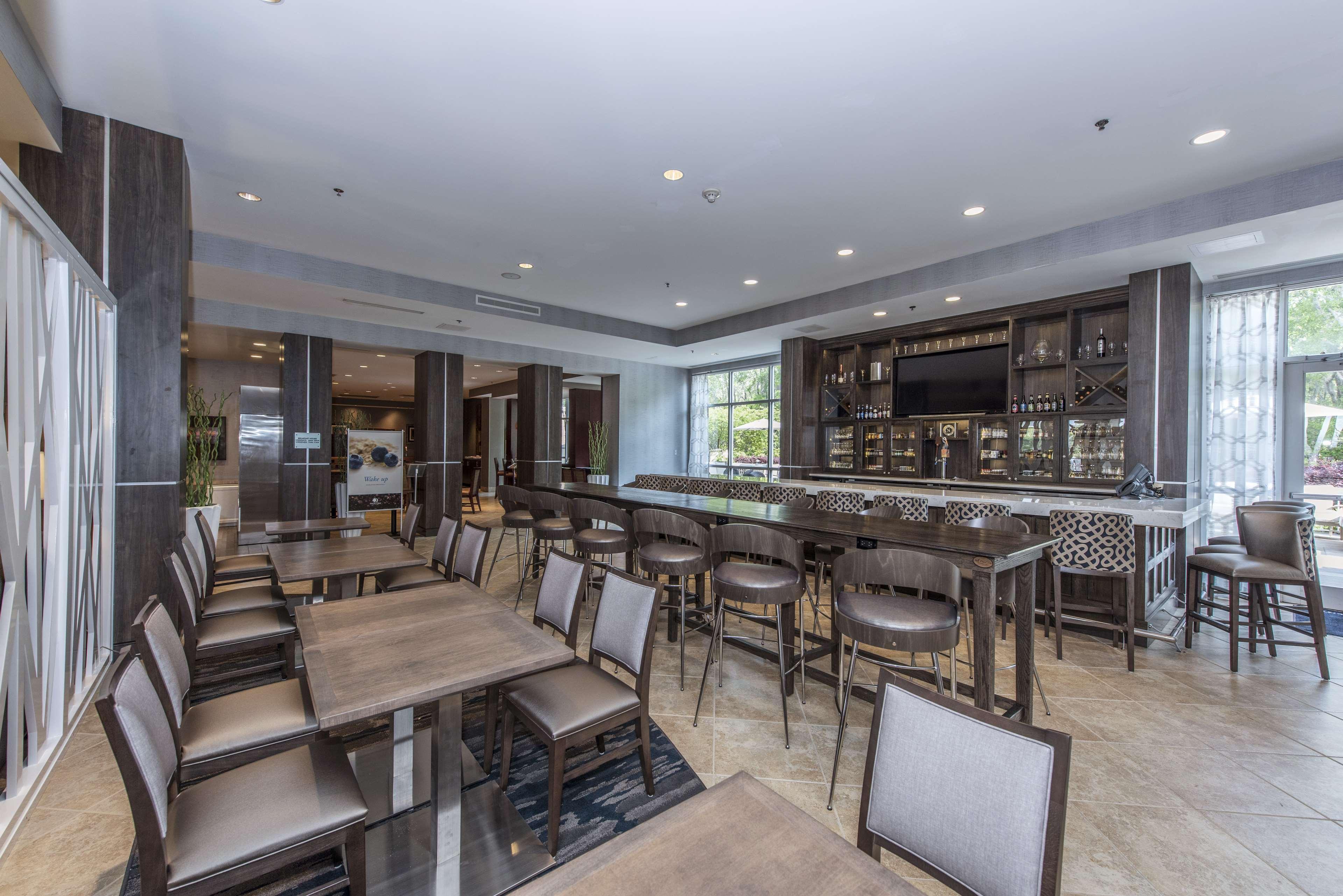 Отель Doubletree By Hilton North Charleston - Convention Center Экстерьер фото